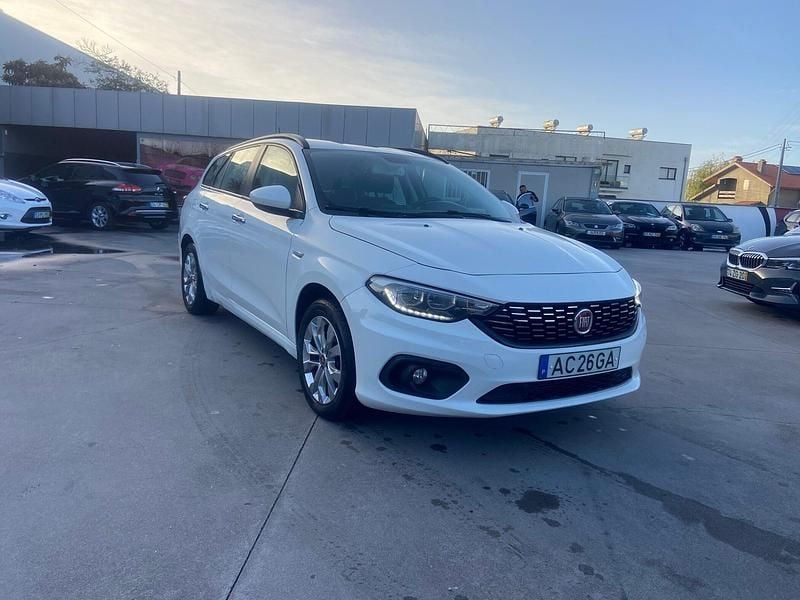 Branco Usado 2020 Fiat Tipo Easy | € 11.500 (Preço justo) - Imagem 1/4