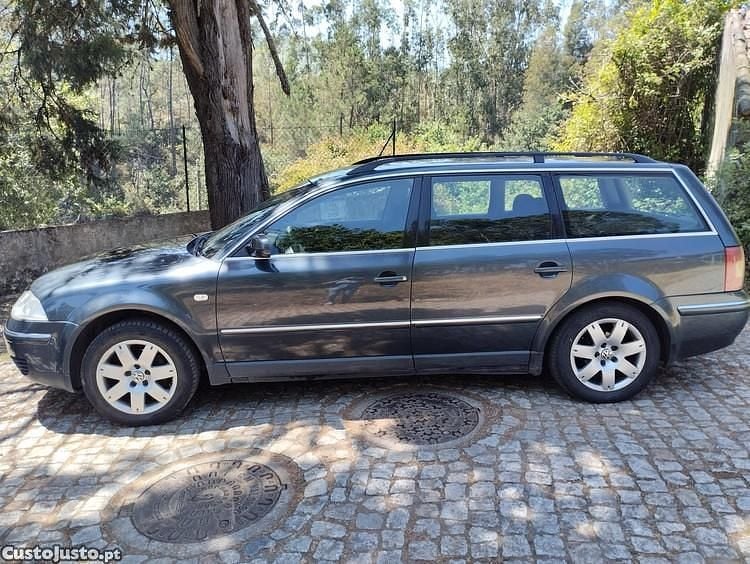 Cinza Usado 2003 VW Passat Sportline Carrinha | € 3.600 (Preço justo) - Imagem 1/1