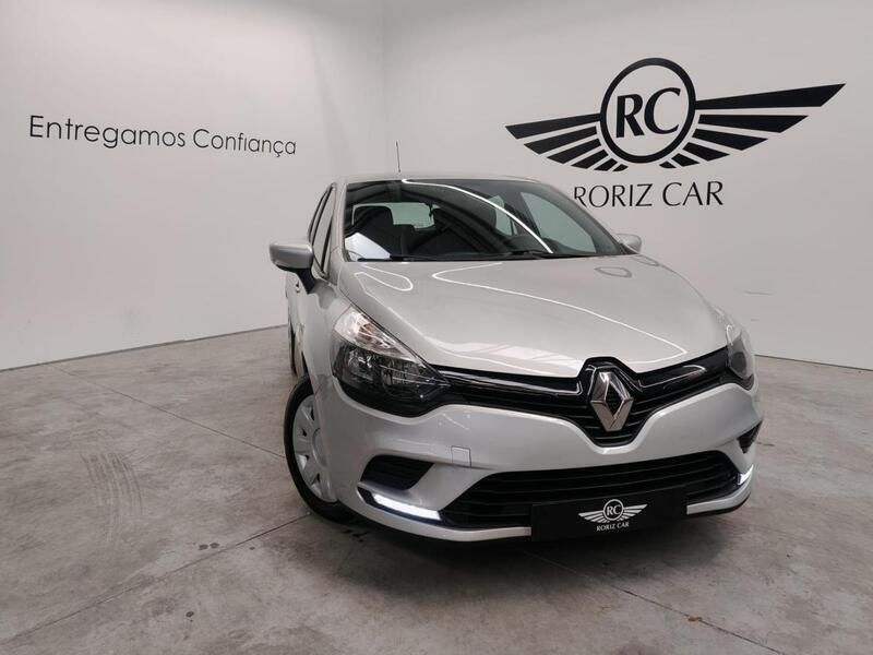 Branco Usado 2019 Renault Clio IV LIMITED | € 11.890 (Preço justo) - Imagem 1/4