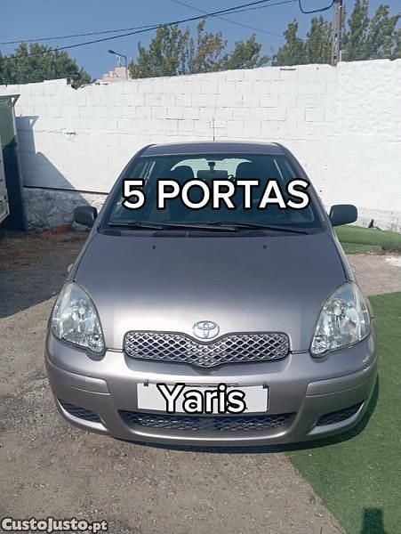 Cinza Usado 2004 Toyota Yaris | € 3.850 (Preço justo) - Imagem 1/1