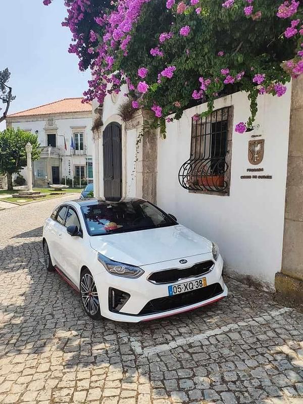 Branco Usado 2019 Kia Ceed GT Carrinha | € 24.000 (Preço justo) - Imagem 1/4