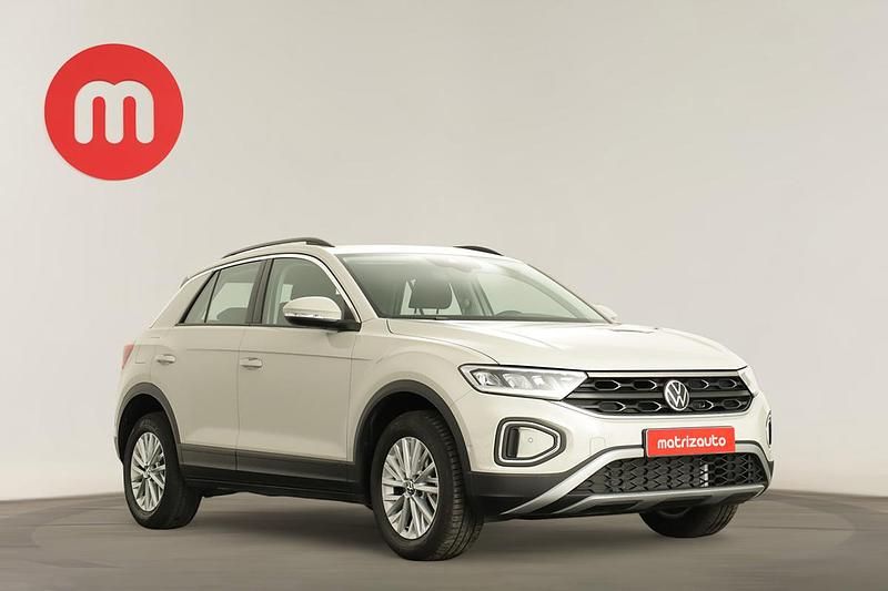 Cinzento Usado 2025 VW T-Roc Life SUV | € 26.999 (Preço elevado) - Imagem 1/4