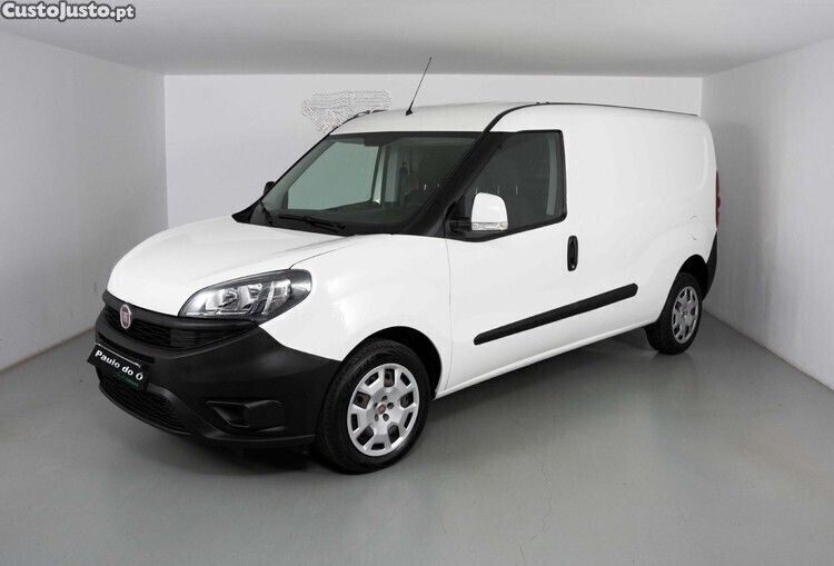 Branco Usado 2020 Fiat Doblò Monovolume | € 14.980 (Preço elevado) - Imagem 1/1