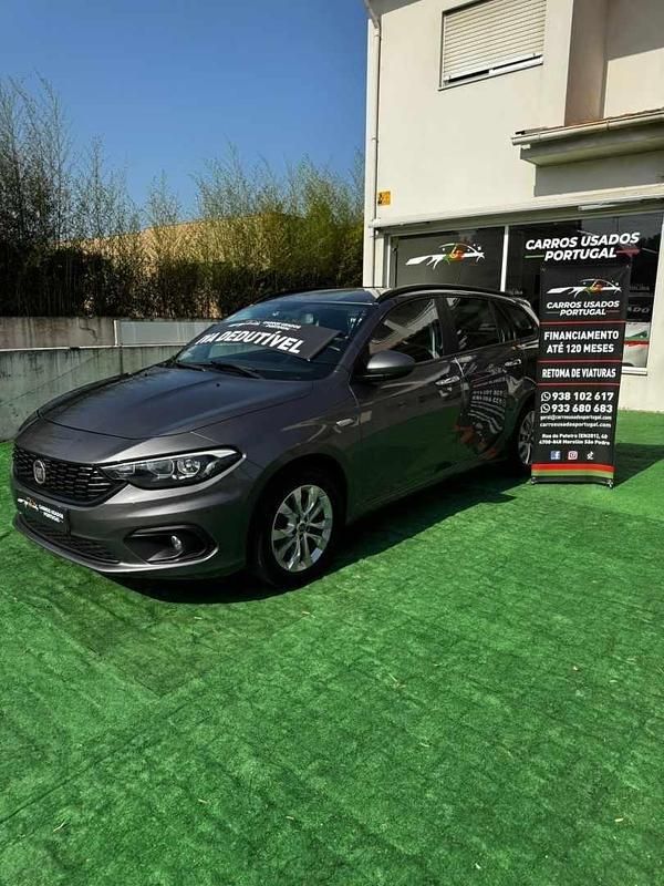 Cinzento Usado 2020 Fiat Tipo Wagon Carrinha | € 13.990 (Caro) - Imagem 1/2