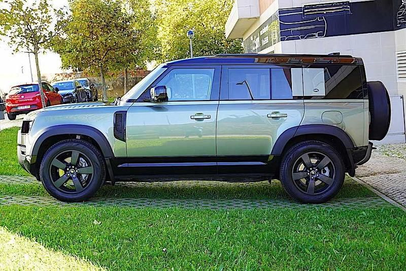 Usado Land Rover Defender 404 HP (297 kW) 2024 Verde SUV