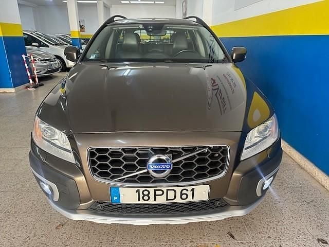 Usado Volvo XC70 181 HP (133 kW) 2014 Outra SUV