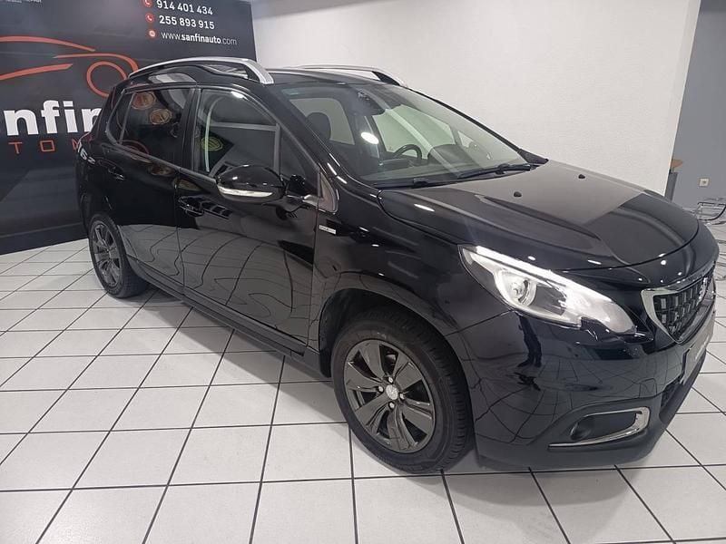 Preto Usado 2018 Peugeot 2008 Style SUV | € 11.900 (Preço elevado) - Imagem 1/4