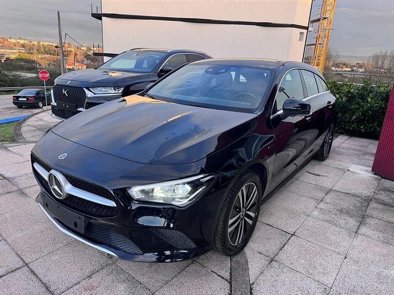 Preto Usado 2021 Mercedes CLA250 Shooting Brake Business Carrinha | € 28.680 - Imagem 1/4