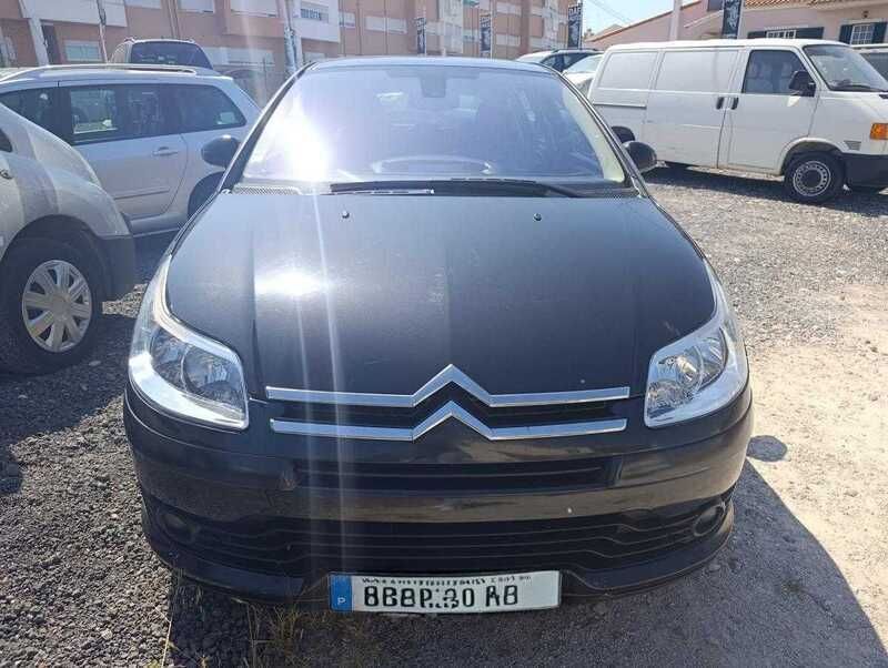 Preto Usado 2007 Citroën C4 | € 5.950 (Caro) - Imagem 1/4