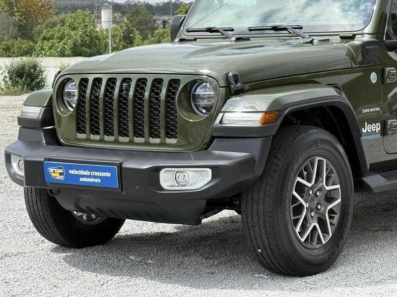Usado Jeep Wrangler 380 HP (279 kW) 2022 Verde SUV