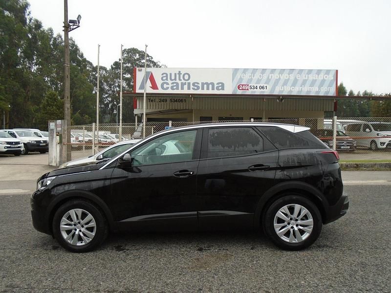 Preto Usado 2019 Peugeot 3008 Style SUV | € 19.900 (Bom preço) - Imagem 1/4