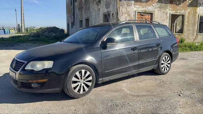 Usado VW Passat 105 HP (77 kW) 2010 Sedan