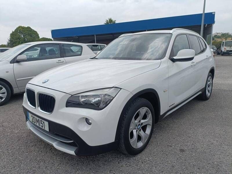 Branco Usado 2011 BMW X1 SUV | € 13.500 (Preço justo) - Imagem 1/4