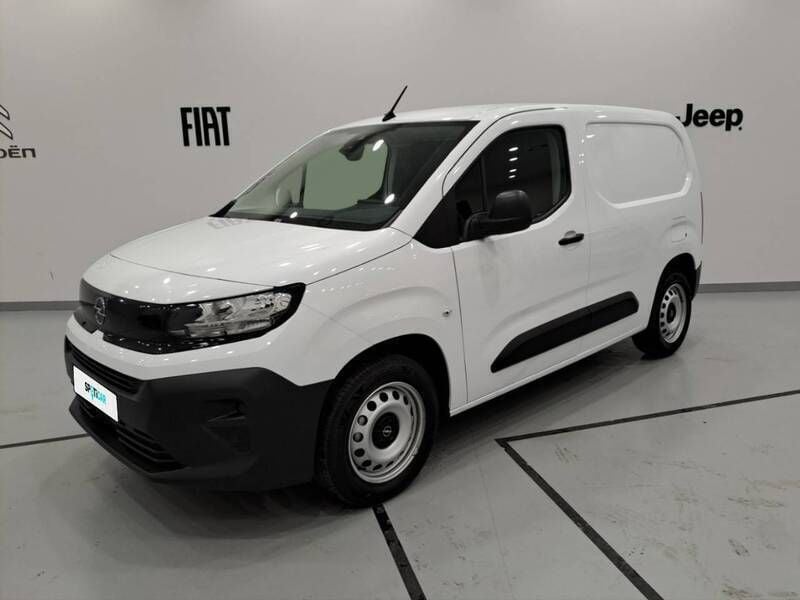 Branco Usado 2024 Opel Combo Monovolume | € 18.750 - Imagem 1/4