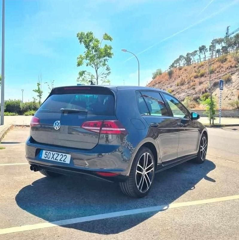 Usado VW Golf VII GTE 204 HP (150 kW) 2015 Cinzento Citadino