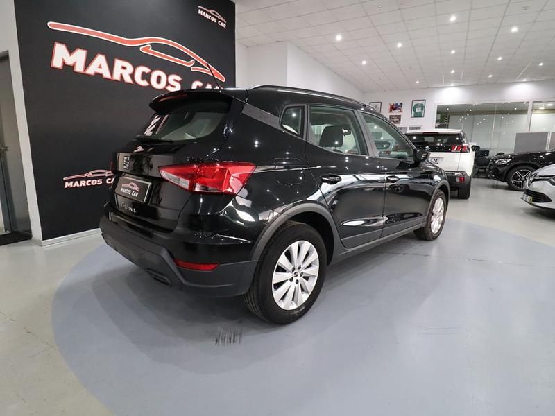 Usado Seat Arona 95 HP (69 kW) 2023 Preto SUV