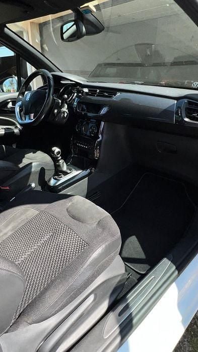 Usado 2013 Citroën DS3 Sport Chic | € 9.000 (Preço justo) - Imagem 1/4