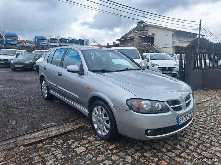 Cinza Usado 2005 Nissan Almera | € 4.750 - Imagem 1/1