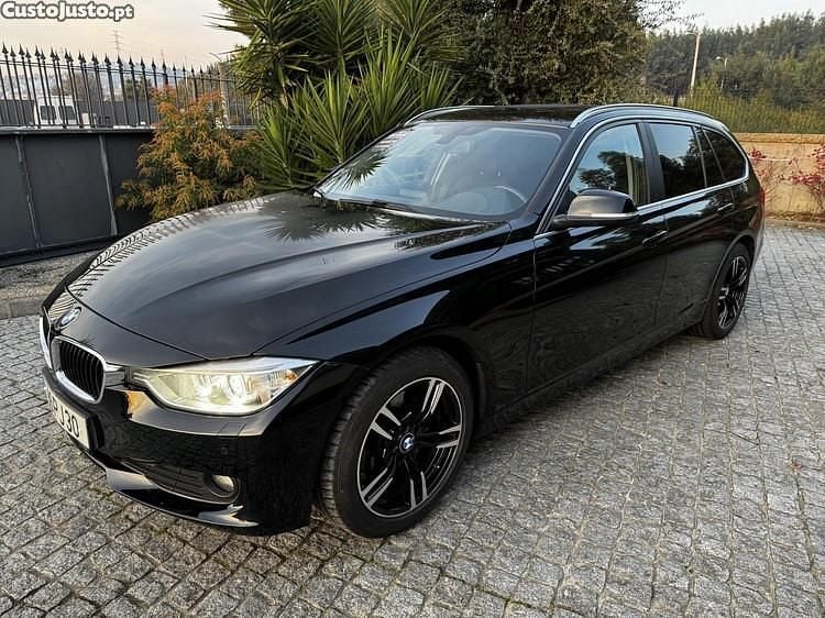 Preto Usado 2015 BMW 318 Sport Line Carrinha | € 15.980 (Preço justo) - Imagem 1/1