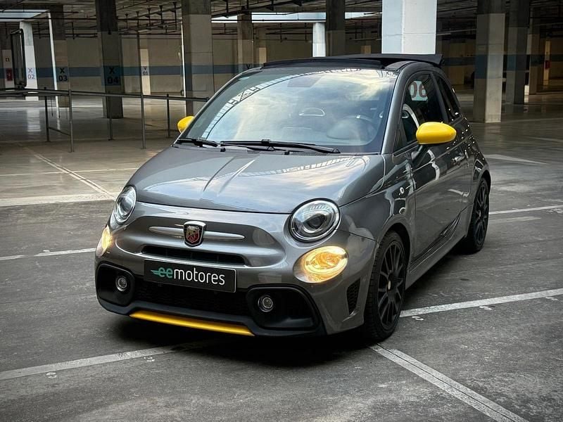 Cinza Usado 2020 Abarth 500 Pista | € 19.990 - Imagem 1/4