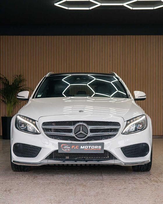 Usado Mercedes C180 AMG 110 HP (80 kW) 2015 Sedan
