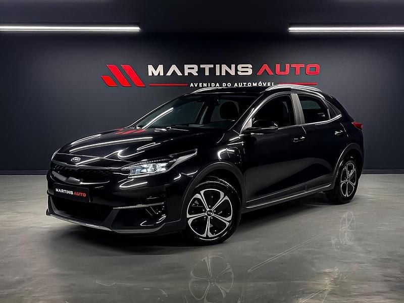 Preto Usado 2021 Kia XCeed Inspiration SUV | € 20.990 (Preço elevado) - Imagem 1/4
