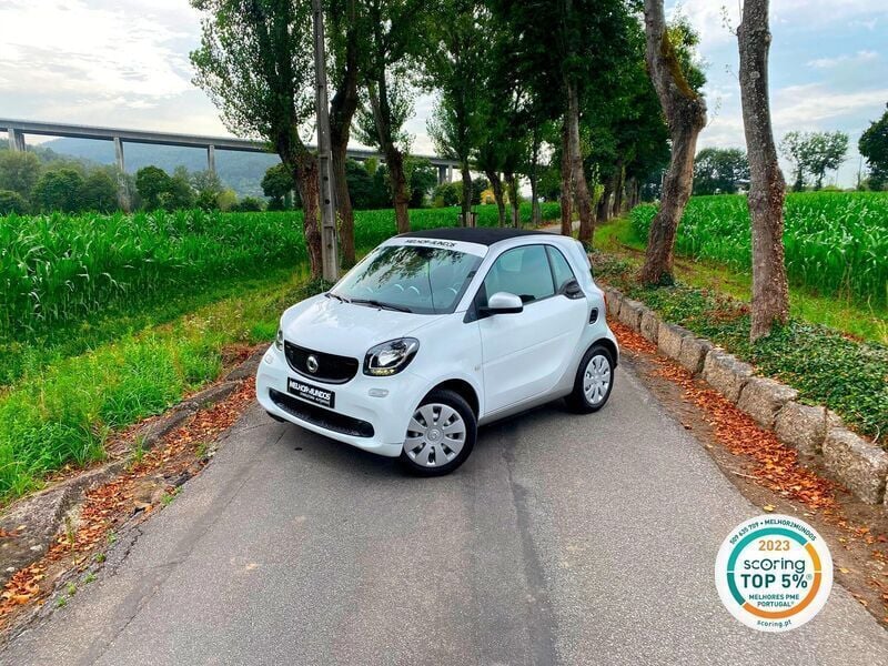 Branco Usado 2019 Smart ForTwo Electric Drive Coupé | € 11.990 (Preço justo) - Imagem 1/4