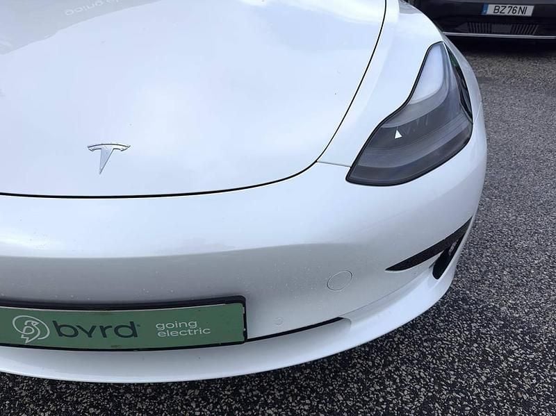 Usado Tesla Model 3 Standard Range Plus 239 kW (325 HP) 2021 Branco Sedan