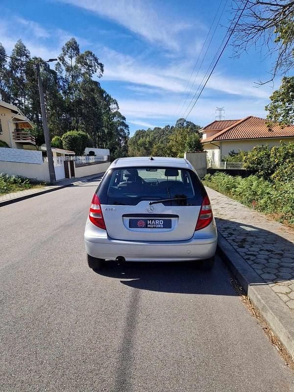 Usado Mercedes A150 95 HP (69 kW) 2007 Cinzento