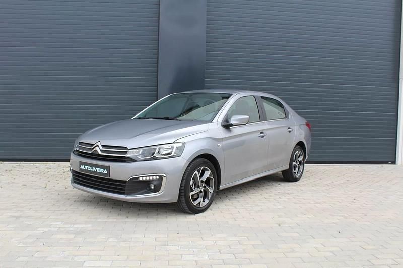 Usado Citroën C-Elysee I PureTech 82 HP (60 kW) 2019 Cinzento Sedan