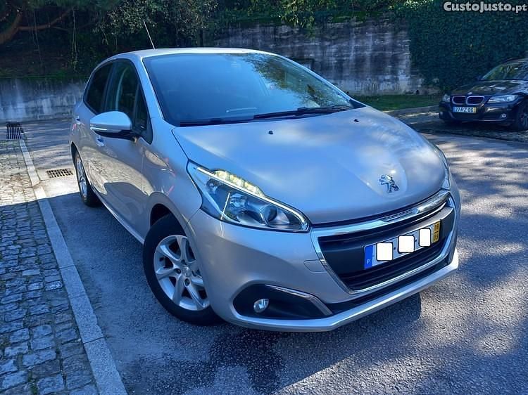 Cinza Usado 2018 Peugeot 206 Active | € 10.990 - Imagem 1/1