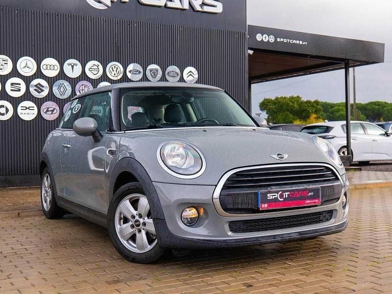 Usado Mini ONE 95 HP (69 kW) 2017 Cinzento Citadino