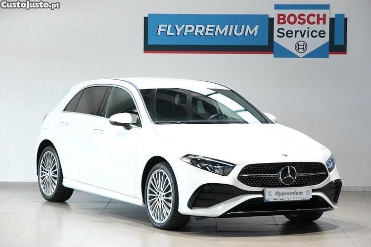 Branco Usado 2023 Mercedes A250 AMG line Citadino | € 38.990 (Preço justo) - Imagem 1/1