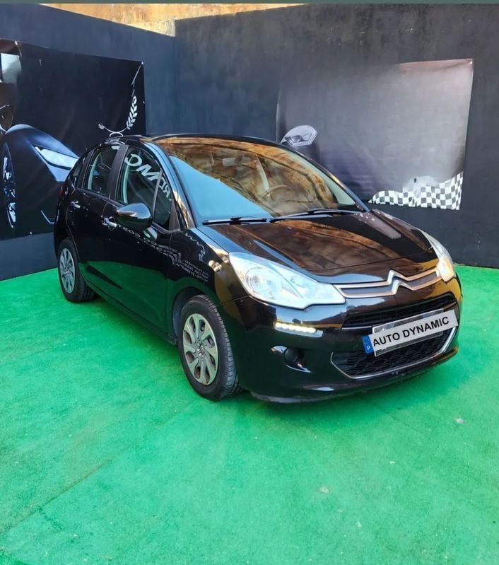 Preto Usado 2015 Citroën C3 Live Citadino | € 8.000 (Preço justo) - Imagem 1/4