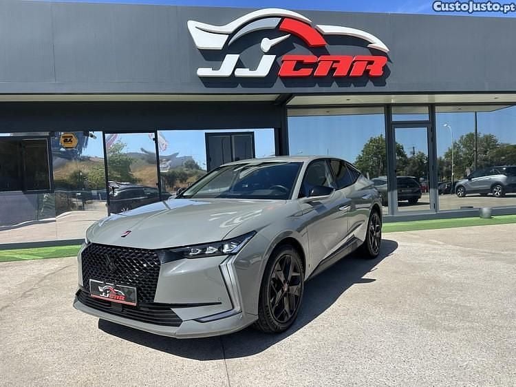 Cinza Usado 2023 DS Automobiles DS4 Performance Citadino | € 28.450 (Preço justo) - Imagem 1/1