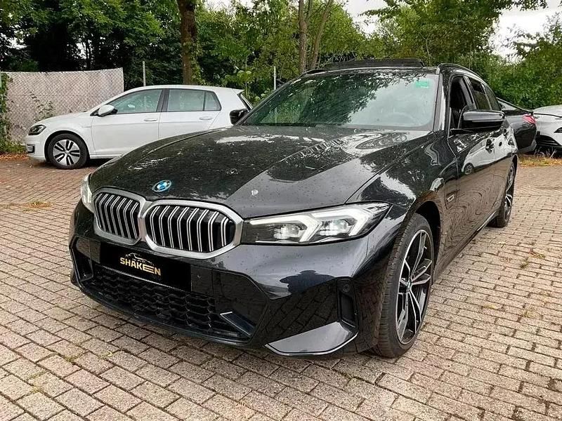 Preto Usado 2022 BMW 320e Carrinha | € 37.990 (Preço elevado) - Imagem 1/4