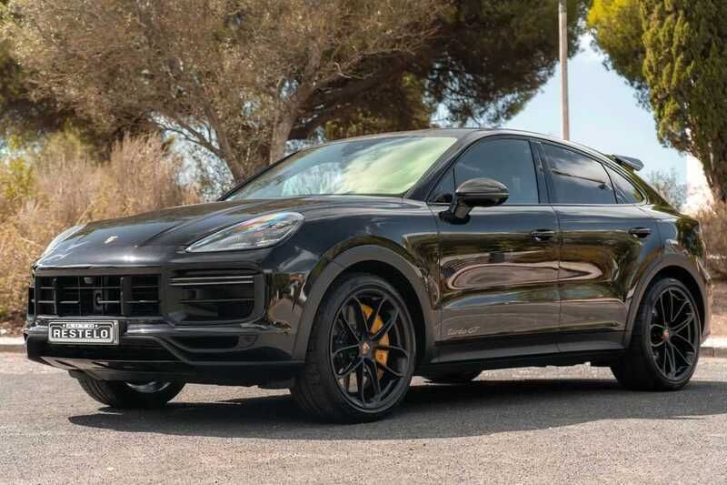 Preto Usado 2022 Porsche Cayenne SUV | € 235.000 - Imagem 1/4