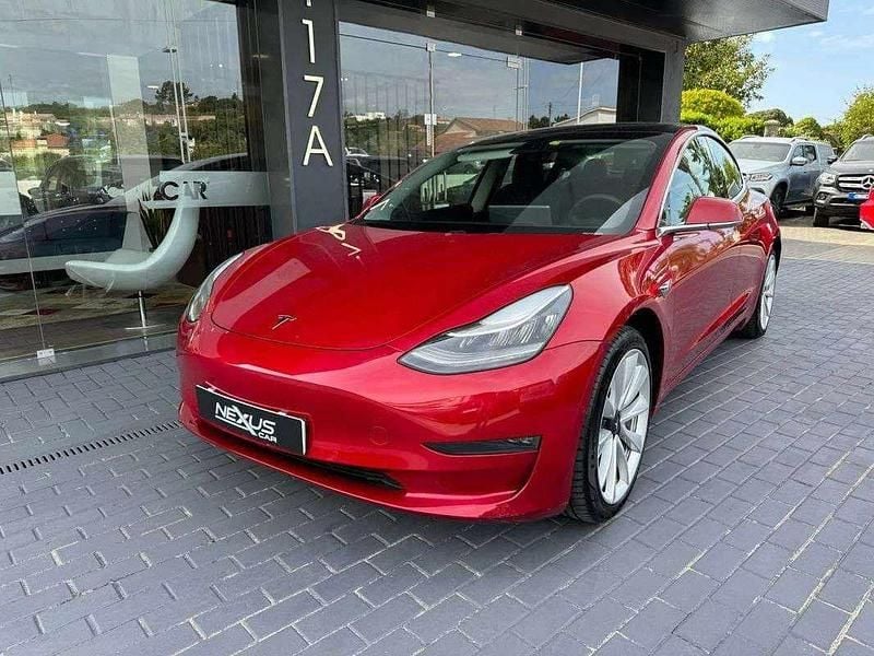 Vermelho Usado 2019 Tesla Model 3 Performance Sedan | € 31.999 (Caro) - Imagem 1/4