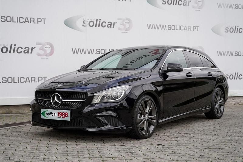 Preto Usado 2015 Mercedes CLA220 Shooting Brake Urban Carrinha | € 17.500 - Imagem 1/3