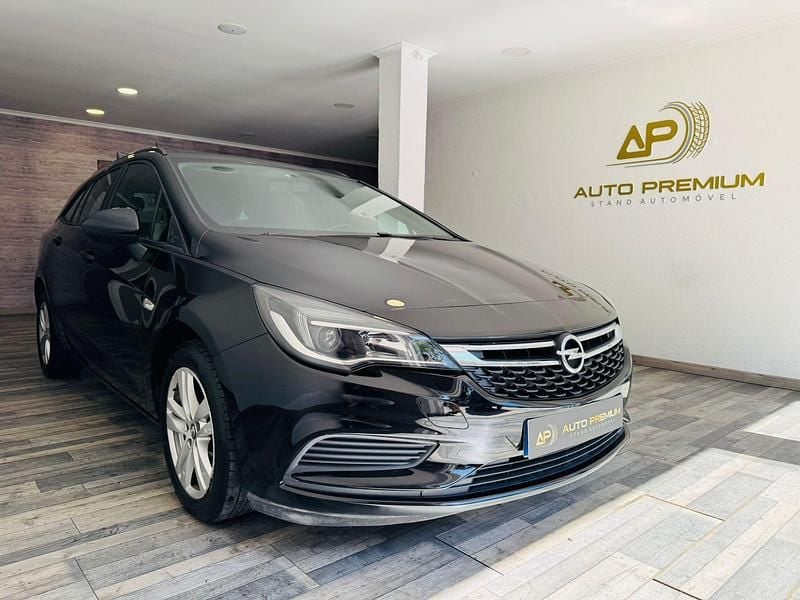 Preto Usado 2018 Opel Astra Business Edition Carrinha | € 8.950 (Bom preço) - Imagem 1/4