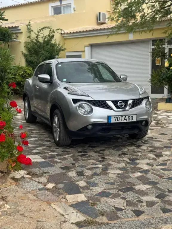Cinza prata Usado 2017 Nissan Juke SUV | € 17.900 (Caro) - Imagem 1/4