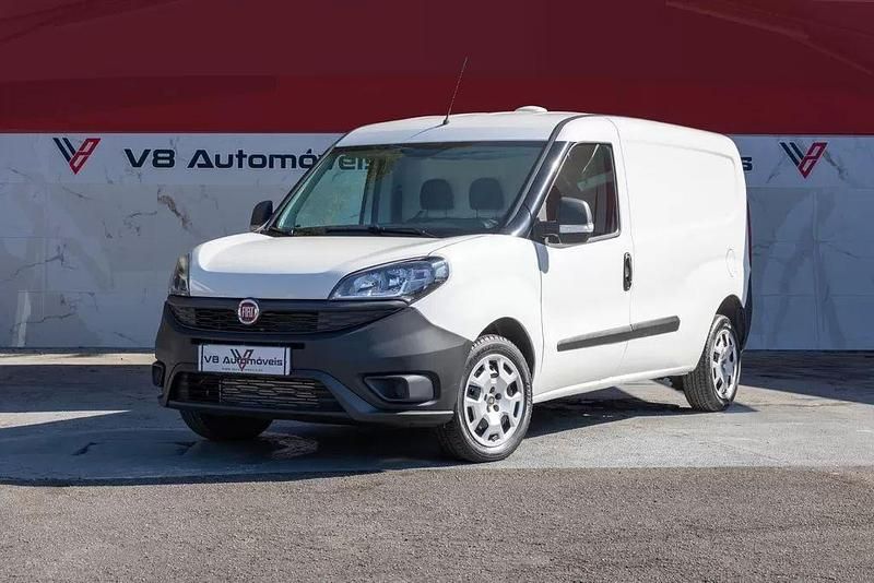 Branco Usado 2016 Fiat Doblò Monovolume | € 9.890 (Preço elevado) - Imagem 1/1