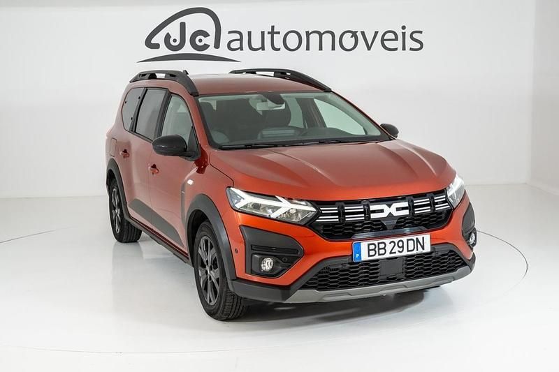 Outra Usado 2023 Dacia Jogger Monovolume | € 18.900 (Preço justo) - Imagem 1/4