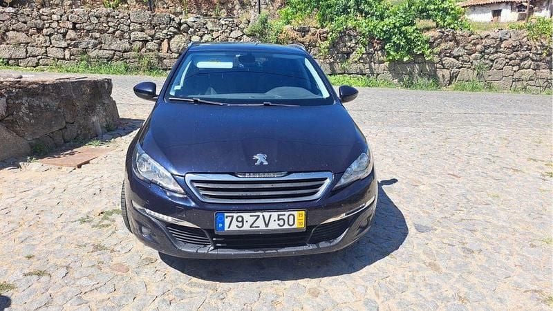 Usado 2015 Peugeot 308 Sedan | € 8.000 (Caro) - Imagem 1/4