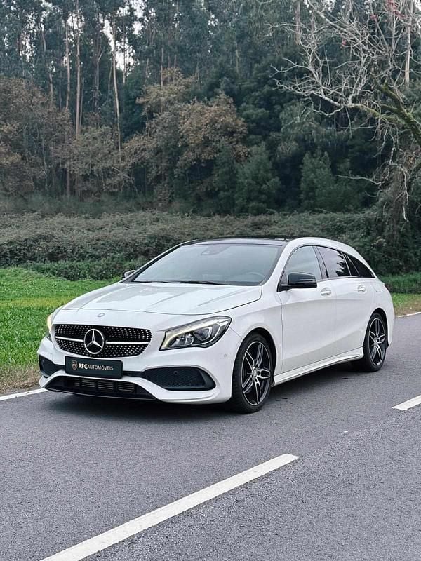 Usado Mercedes CLA220 Shooting Brake 177 HP (130 kW) 2016 Branco Carrinha