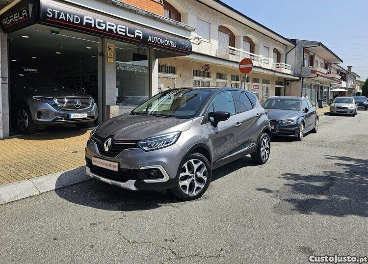 Cinza Usado 2018 Renault Captur SUV | € 12.800 (Bom preço) - Imagem 1/1