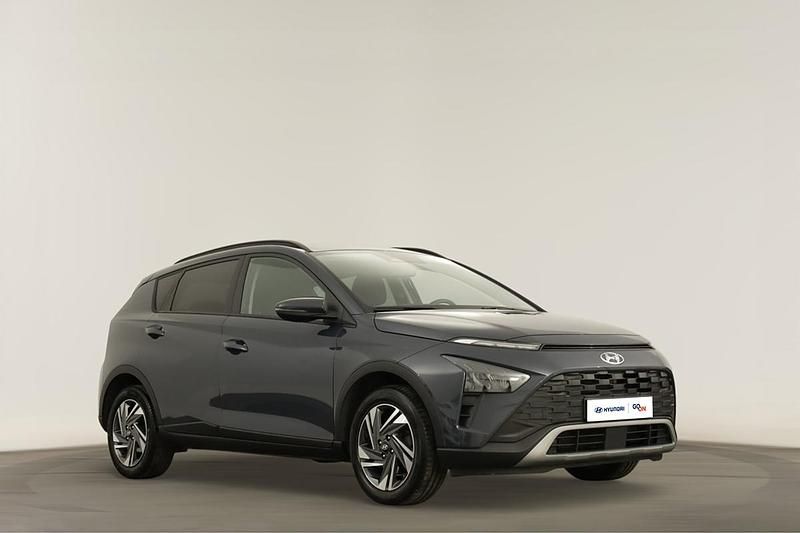Cinzento Usado 2023 Hyundai Bayon Premium SUV | € 20.190 (Preço justo) - Imagem 1/4