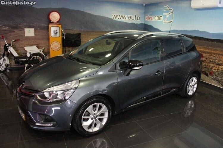 Cinza Usado 2017 Renault Clio GrandTour LIMITED Carrinha | € 11.500 (Preço justo) - Imagem 1/1