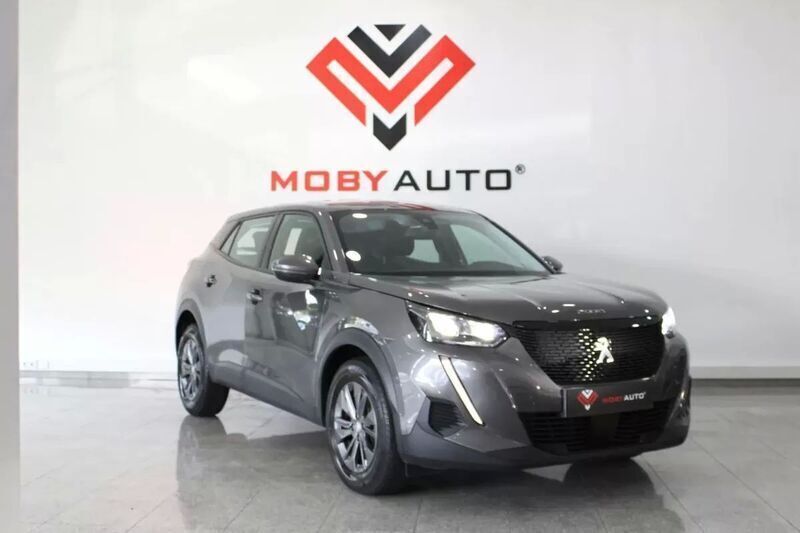 Cinzento Usado 2021 Peugeot 2008 Active SUV | € 18.700 (Preço justo) - Imagem 1/4