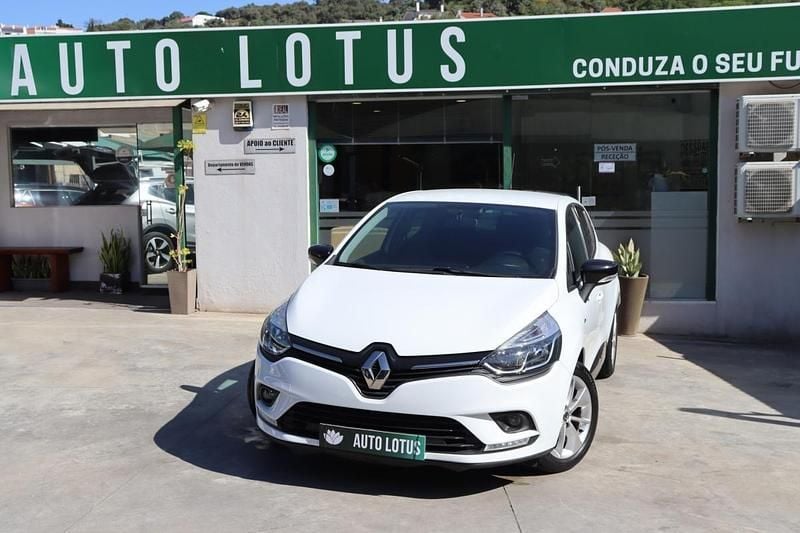Branco Usado 2017 Renault Clio IV LIMITED | € 9.970 (Bom preço) - Imagem 1/4